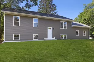 N1200 Laurel Dr, Bloomfield, WI 53128 - Photo 3