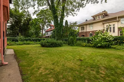 1414  Main St, La Crosse, WI 54601 - Photo 5