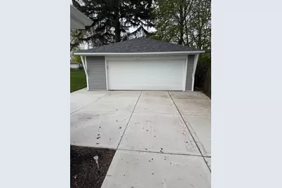 5406 S Merrill Ave, Cudahy, WI 53110 - Photo 5