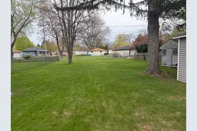 5406 S Merrill Ave, Cudahy, WI 53110 - Photo 3