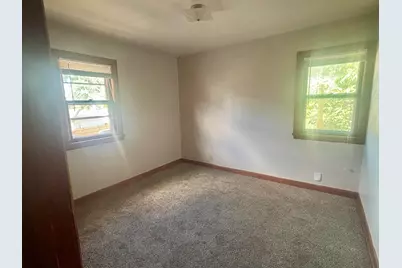 2206 S 36th St, Milwaukee, WI 53215 - Photo 19