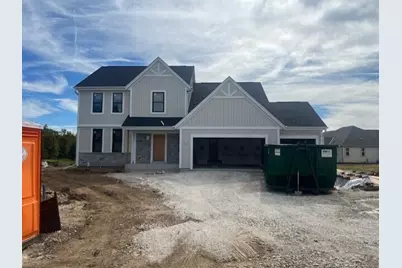 W251 N2464  Valleyview Cir, Pewaukee, WI 53072 - Photo 1