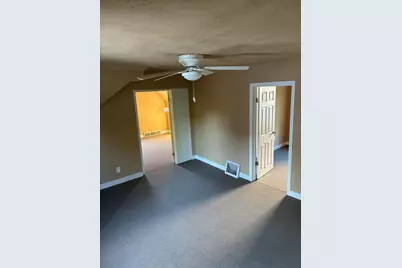 2415  Prospect St, Racine, WI 53404 - Photo 5