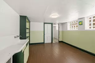 3161 S 11th St, Milwaukee, WI 53215 - Photo 17