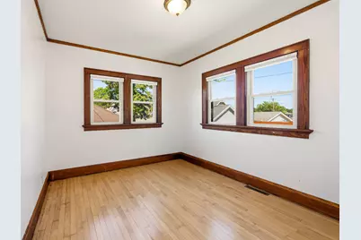 3161 S 11th St #3161A, Milwaukee, WI 53215 - Photo 15