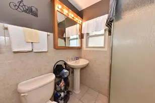 8103 W Potomac Ave, Milwaukee, WI 53218 - Photo 17