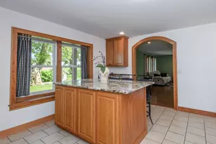 5651 Honey Creek Rd, Racine, WI 53120 - Photo 13