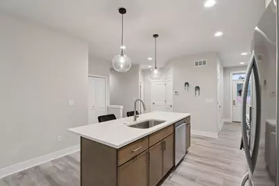 405  Falcon Ridge Dr #17, Burlington, WI 53105 - Photo 7