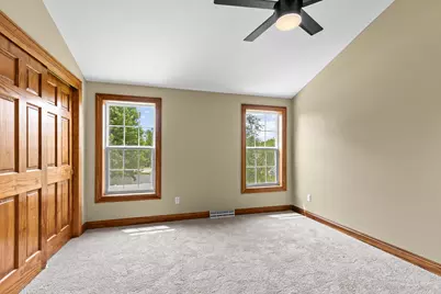 8621  Talamasca Dr, Racine, WI 53126 - Photo 21