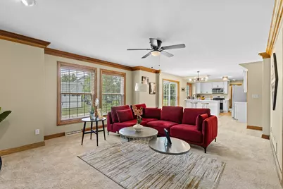 8621  Talamasca Dr, Racine, WI 53126 - Photo 7