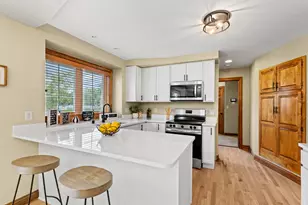 8621 Talamasca Dr, Racine, WI 53126 - Photo 11