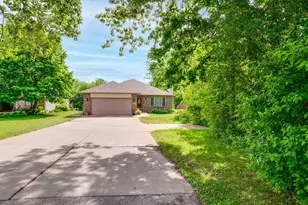 10059 Sheridan Rd, Pleasant Prairie, WI 53158 - Photo 1