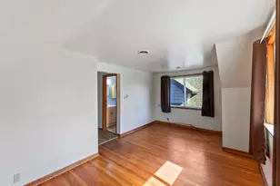 3017 S 6th St, Milwaukee, WI 53215 - Photo 29