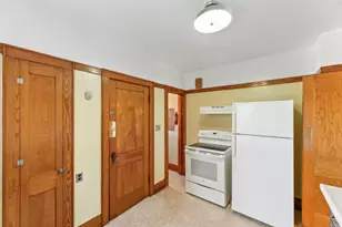 3017 S 6th St, Milwaukee, WI 53215 - Photo 19