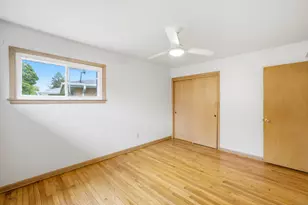 3851 E Elser Ave, Cudahy, WI 53110 - Photo 17