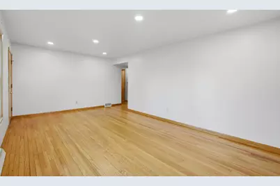 3851 E Elser Ave, Cudahy, WI 53110 - Photo 13