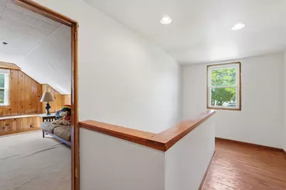 8001 W Kathryn Ave, Milwaukee, WI 53218 - Photo 9