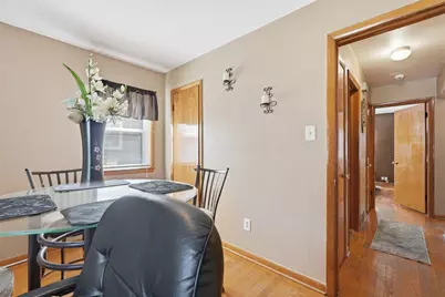 8001 W Kathryn Ave, Milwaukee, WI 53218 - Photo 15