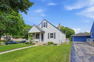 8001 W Kathryn Ave, Milwaukee, WI 53218 - Photo 3