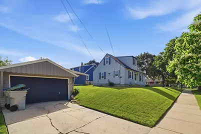 8001 W Kathryn Ave, Milwaukee, WI 53218 - Photo 5