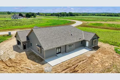 W297N8135  Meadow Bliss Dr, Lisbon, WI 53089 - Photo 29