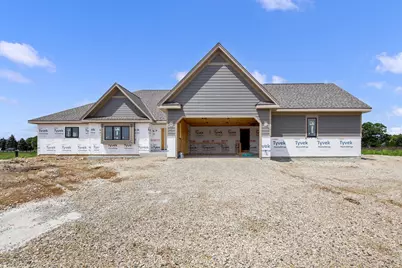 W297N8135  Meadow Bliss Dr, Lisbon, WI 53089 - Photo 15