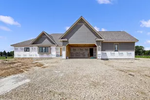 W297N8135 Meadow Bliss Dr, Lisbon, WI 53089 - Photo 15