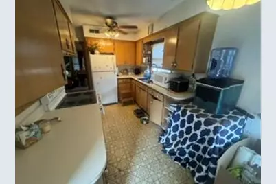 716  Indiana St, Racine, WI 53405 - Photo 5
