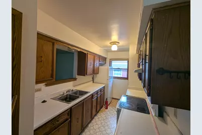 3124 N 46th St #3126, Milwaukee, WI 53216 - Photo 7