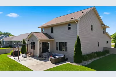 1004  Horner Dr, Racine, WI 53402 - Photo 7