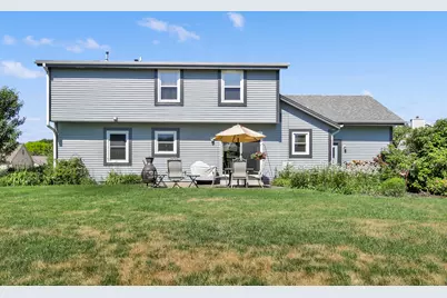 W246N5876  Partridge Ct, Sussex, WI 53089 - Photo 3