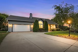 W246N5876 Partridge Ct, Sussex, WI 53089 - Photo 1