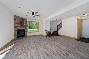 N11153 Oak Ln, Elcho, WI 54428 - Photo 7