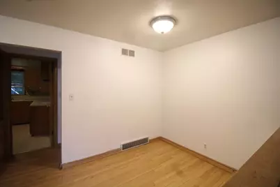 4461 N 69th St, Milwaukee, WI 53218 - Photo 9