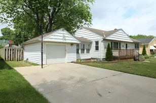 4461 N 69th St, Milwaukee, WI 53218 - Photo 3