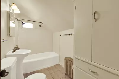 2762 S Linebarger Ter, Milwaukee, WI 53207 - Photo 21