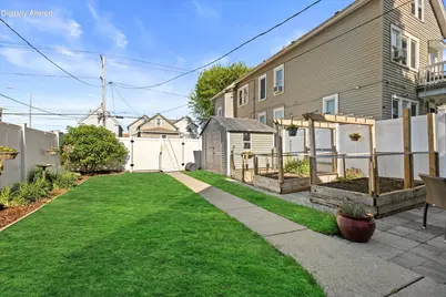 2243 S Mound St, Milwaukee, WI 53207 - Photo 23