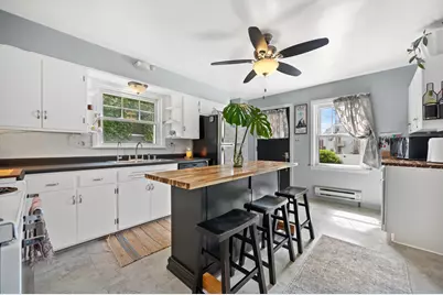 2243 S Mound St, Milwaukee, WI 53207 - Photo 9