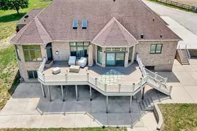 12084 W 7 Mile Rd, Racine, WI 53126 - Photo 41