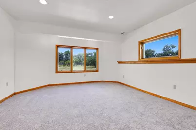 12084 W 7 Mile Rd, Racine, WI 53126 - Photo 27