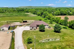 12084 W 7 Mile Rd, Racine, WI 53126 - Photo 5