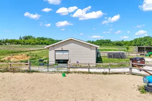 12084 W 7 Mile Rd, Racine, WI 53126 - Photo 43