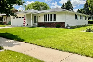 1536 N 22nd St, Sheboygan, WI 53081 - Photo 1