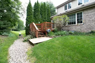 1907 Mallard Pointe Cir, Waukesha, WI 53189 - Photo 33