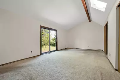 10124 W Vera Ave, Milwaukee, WI 53224 - Photo 19