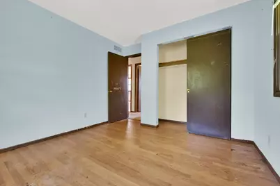 10124 W Vera Ave, Milwaukee, WI 53224 - Photo 25
