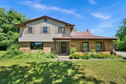 10124 W Vera Ave, Milwaukee, WI 53224 - Photo 1