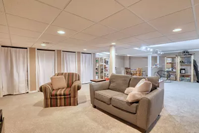 820 W Clovernook Ln, Glendale, WI 53217 - Photo 49