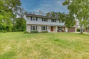 820 W Clovernook Ln, Glendale, WI 53217 - Photo 1