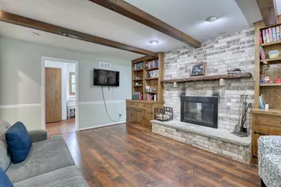 820 W Clovernook Ln, Glendale, WI 53217 - Photo 27